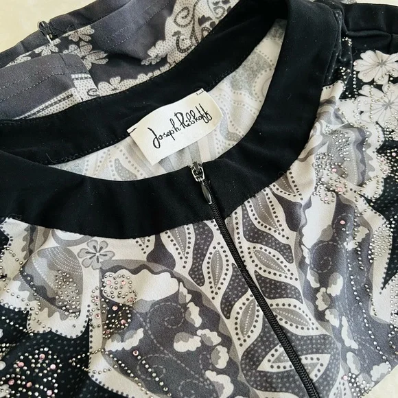 Joseph Ribkoff Black and White Floral Blazer Coat - Picture 4 of 5